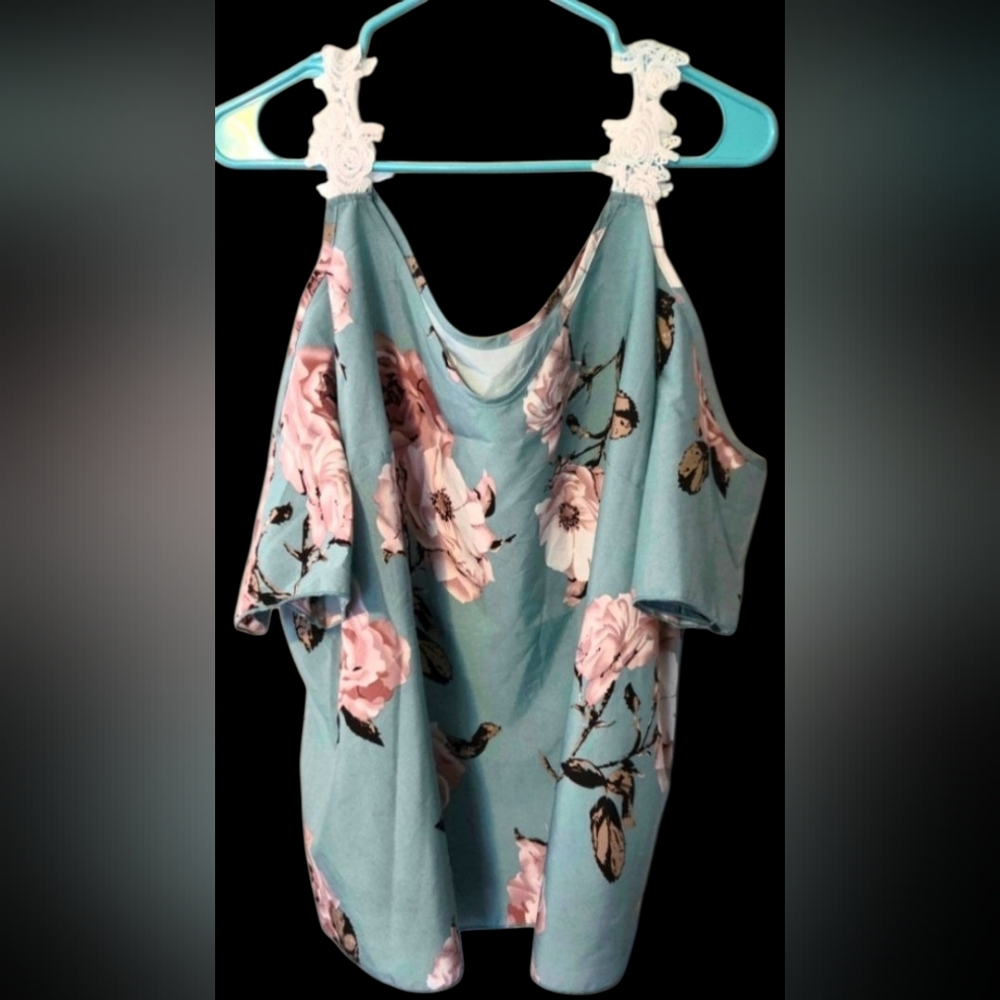 Floral Cold Shoulder Top